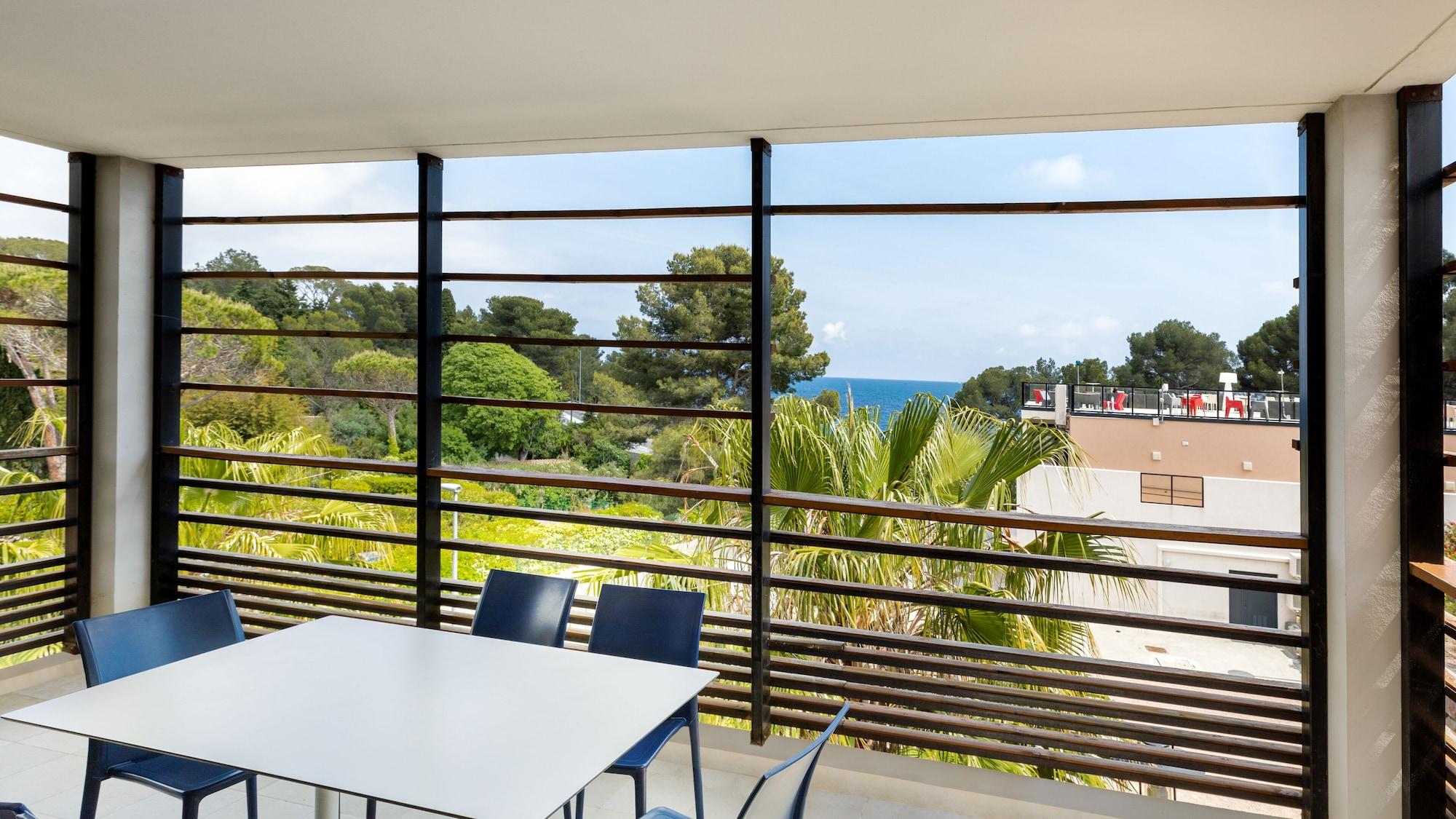 Sowell Family Riviera Hotel Saint-Raphaël Exterior foto